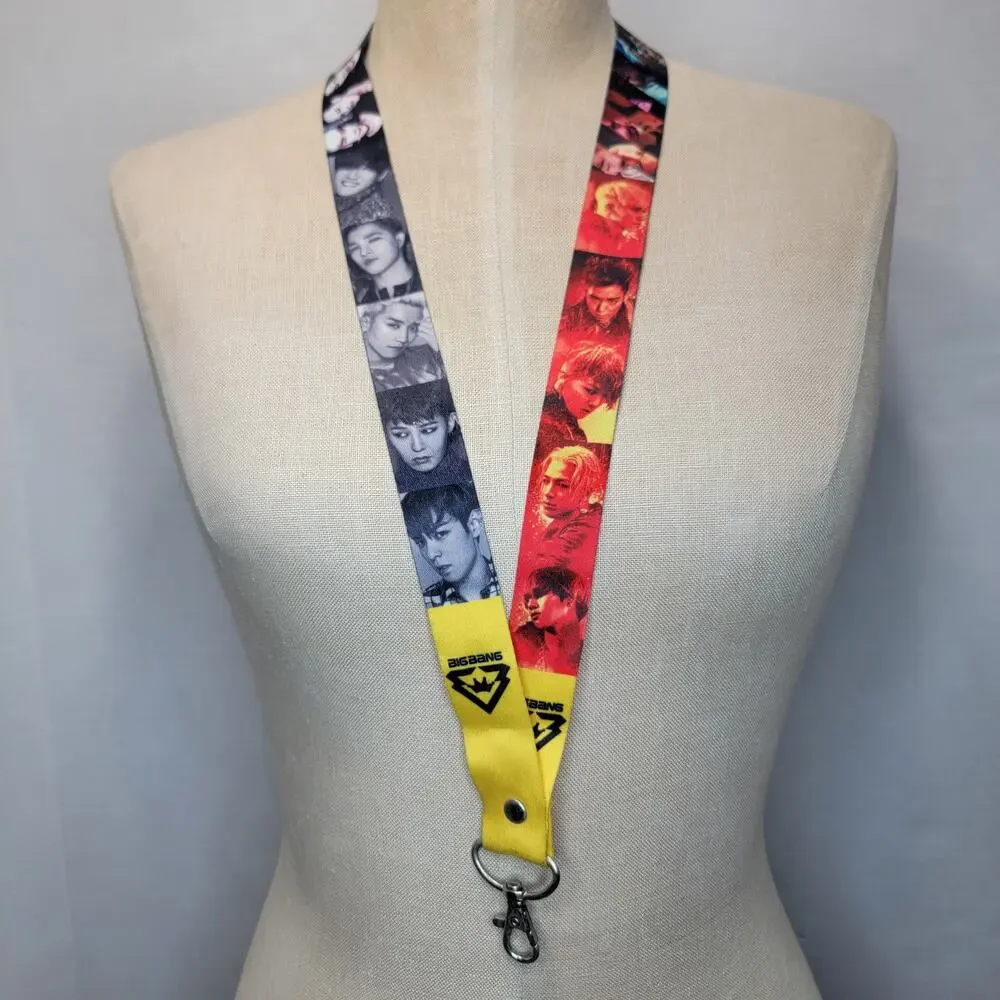 Nike set lanyards